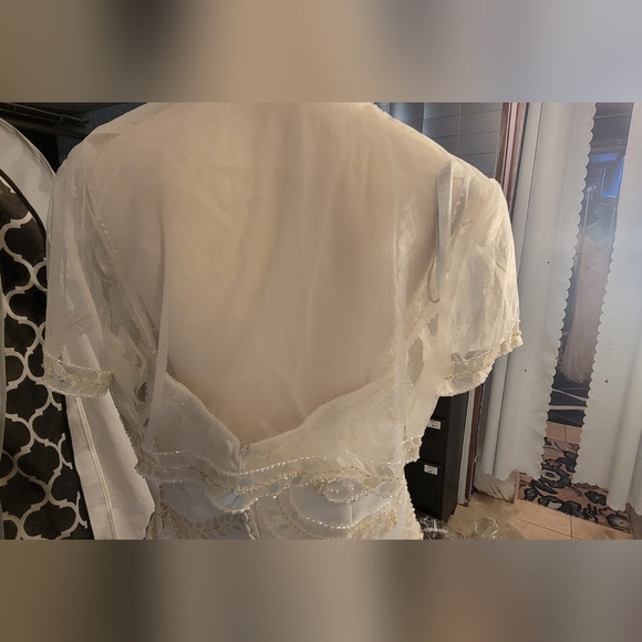 Mary's Bridal Ivory Wedding Gown - Picture 8 of 13